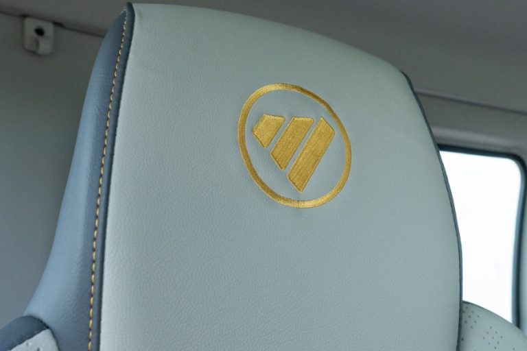 Auman 10 285 Interior -2