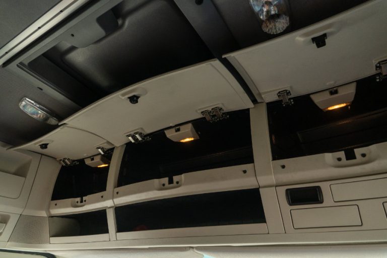 Auman 560 air sus - Interior - 19