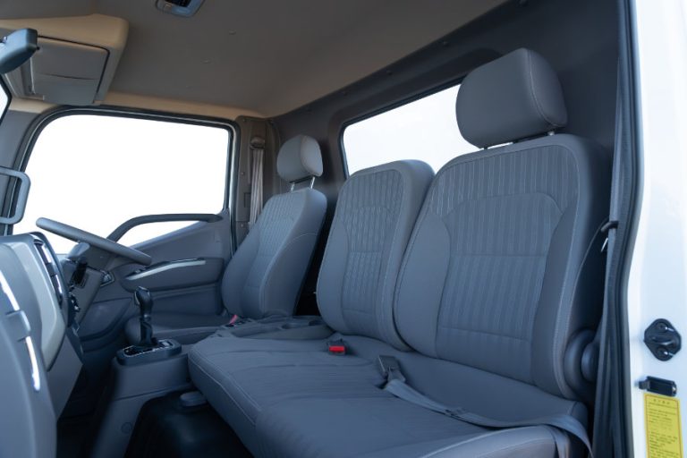 Aumark 3 AMT Interior -5