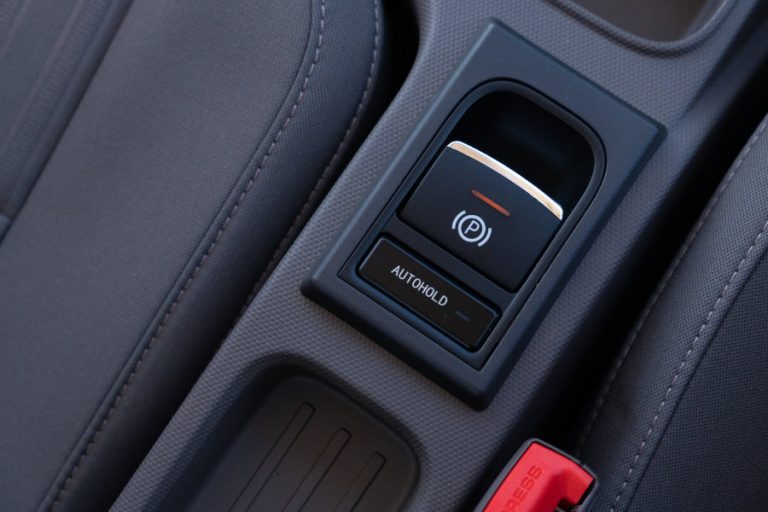 Aumark 5 156 AMT Interior -12