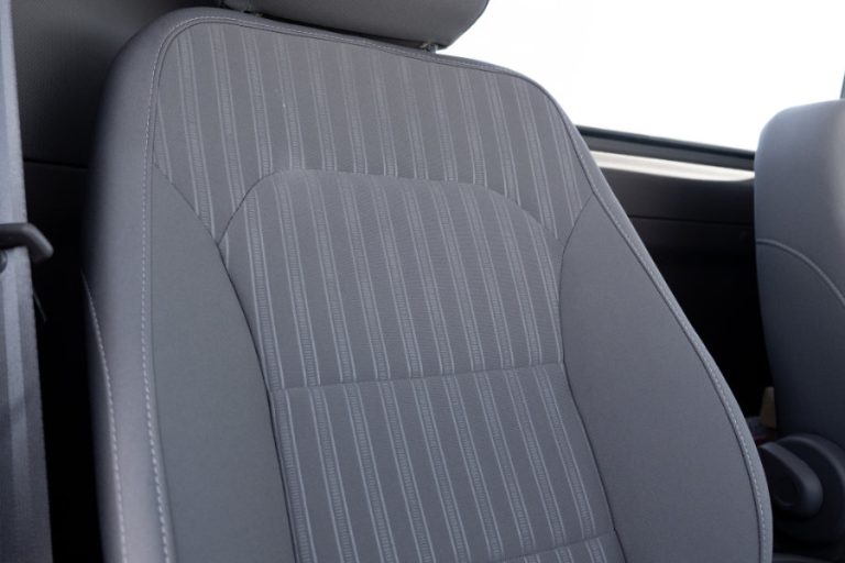 Aumark 8 MT Interior -14