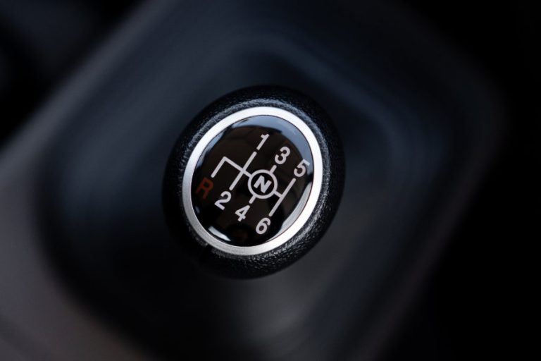 Aumark 8 MT Interior -2